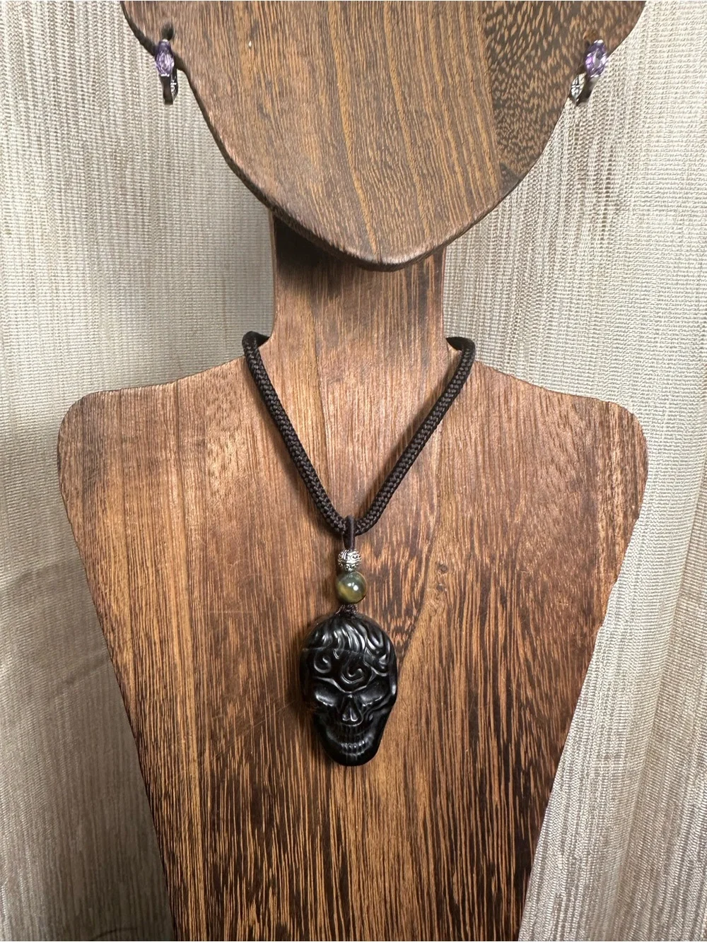 Unique Blue and Golden Tiger’s Eye Skull Carving Pendant Necklace on Brown